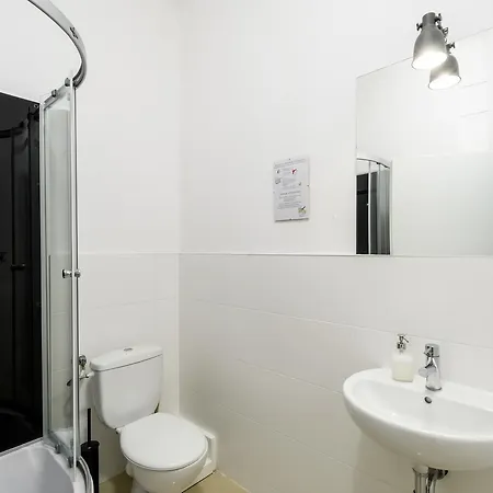 Lull Hostel Varsó
