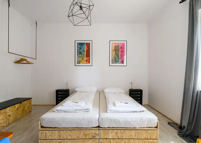 旅馆 卢尔旅舍 *