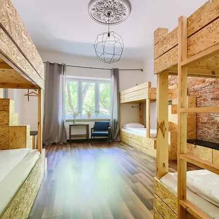 Lull Hostel