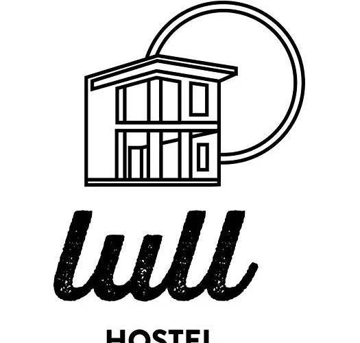 Lull Hostel Varsó