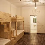 Lull Hostel Varşova